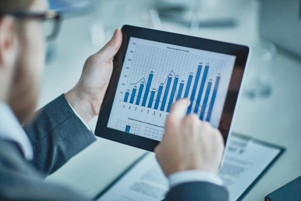 Social Media-ISS-Tech (3)